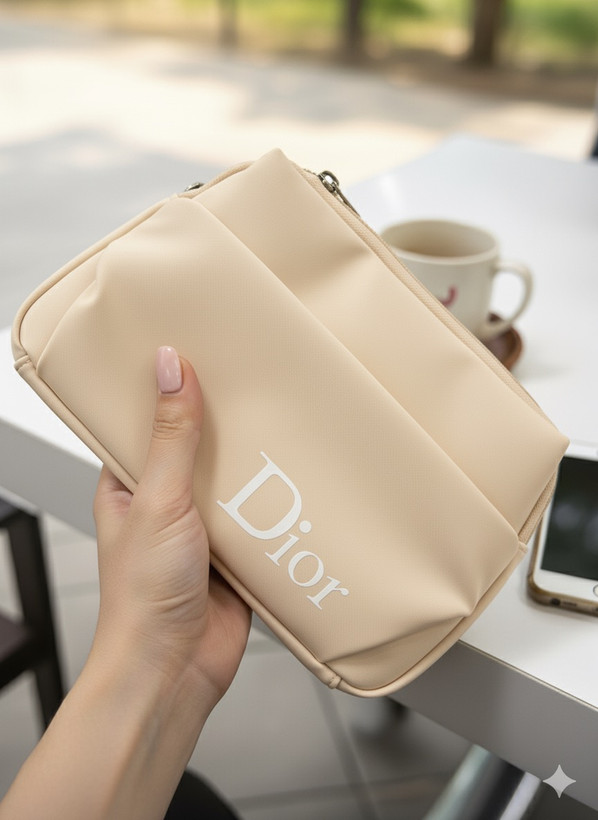 کیف دوشی مدل Dior زنانه - فرندز کتونی